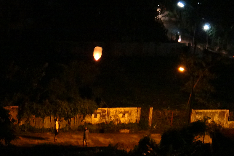 PB_13102013_balloon.jpg