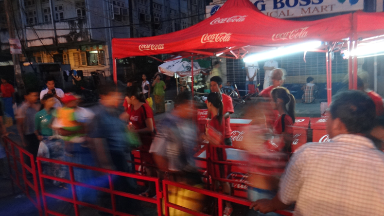 PB_18102013_free_coke.jpg