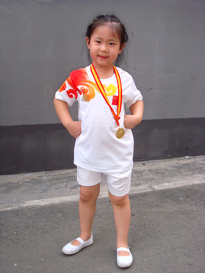 girl_gold_medal.jpg