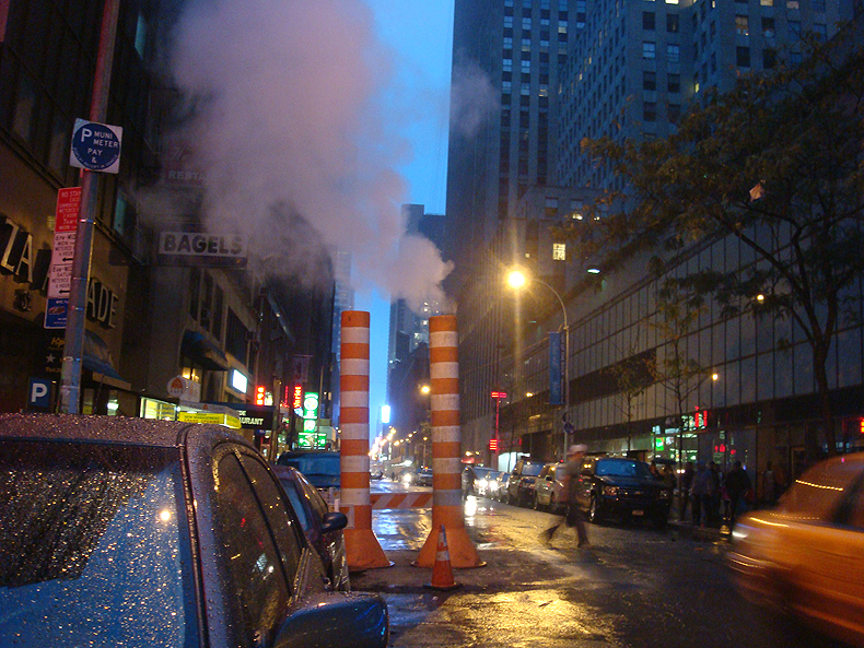 manhole_smoke_ny.jpg