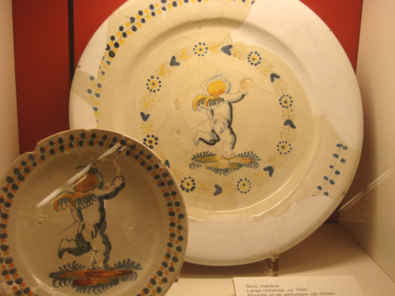 putti_plates.jpg